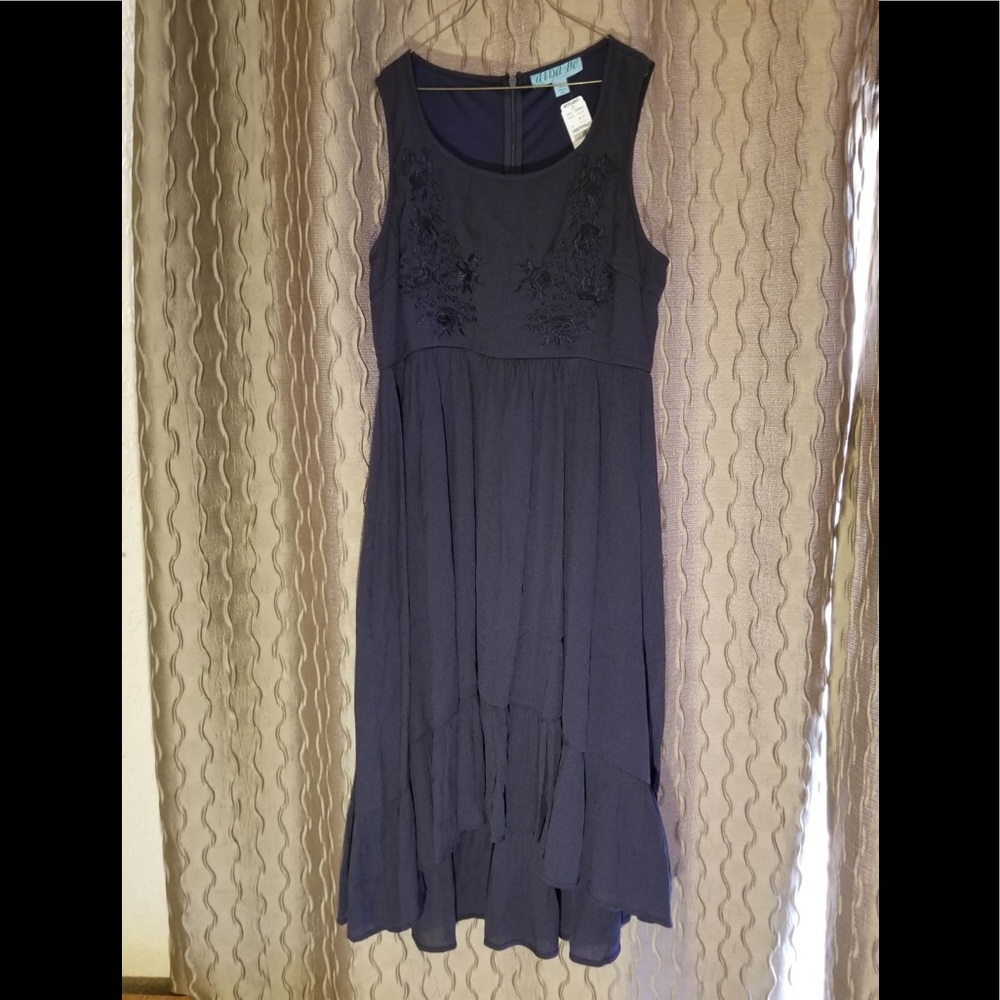 Dina Be Sleeveless Dress